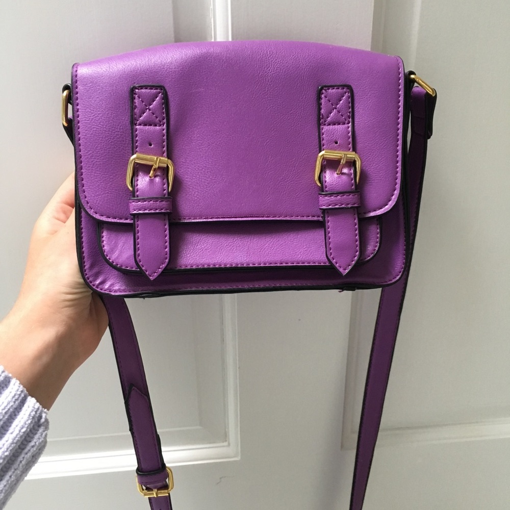 BEAUTIFUL PURPLE VEGAN LEATHER BAG